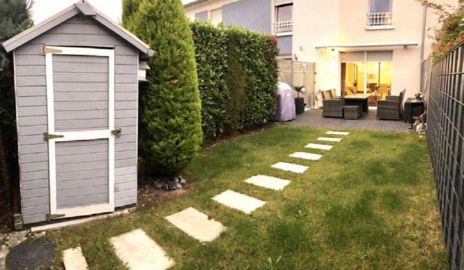 Geraeumiges Ferienhaus In Koblenz Koblenc Exteriér fotografie